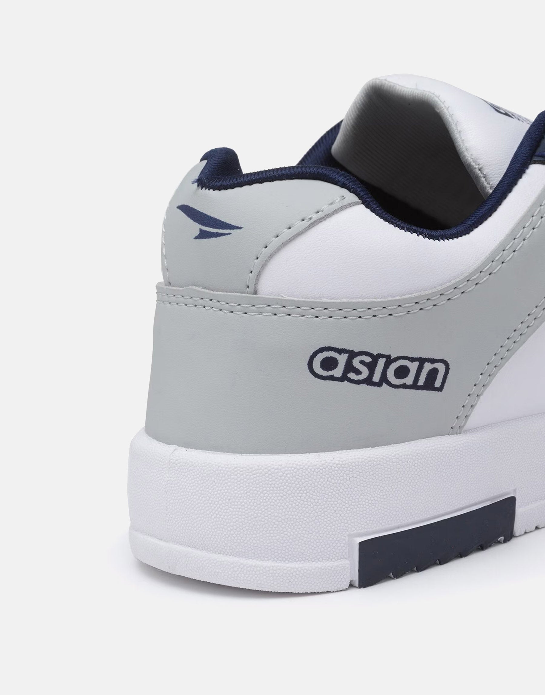 Round-Toe Casual Shoes