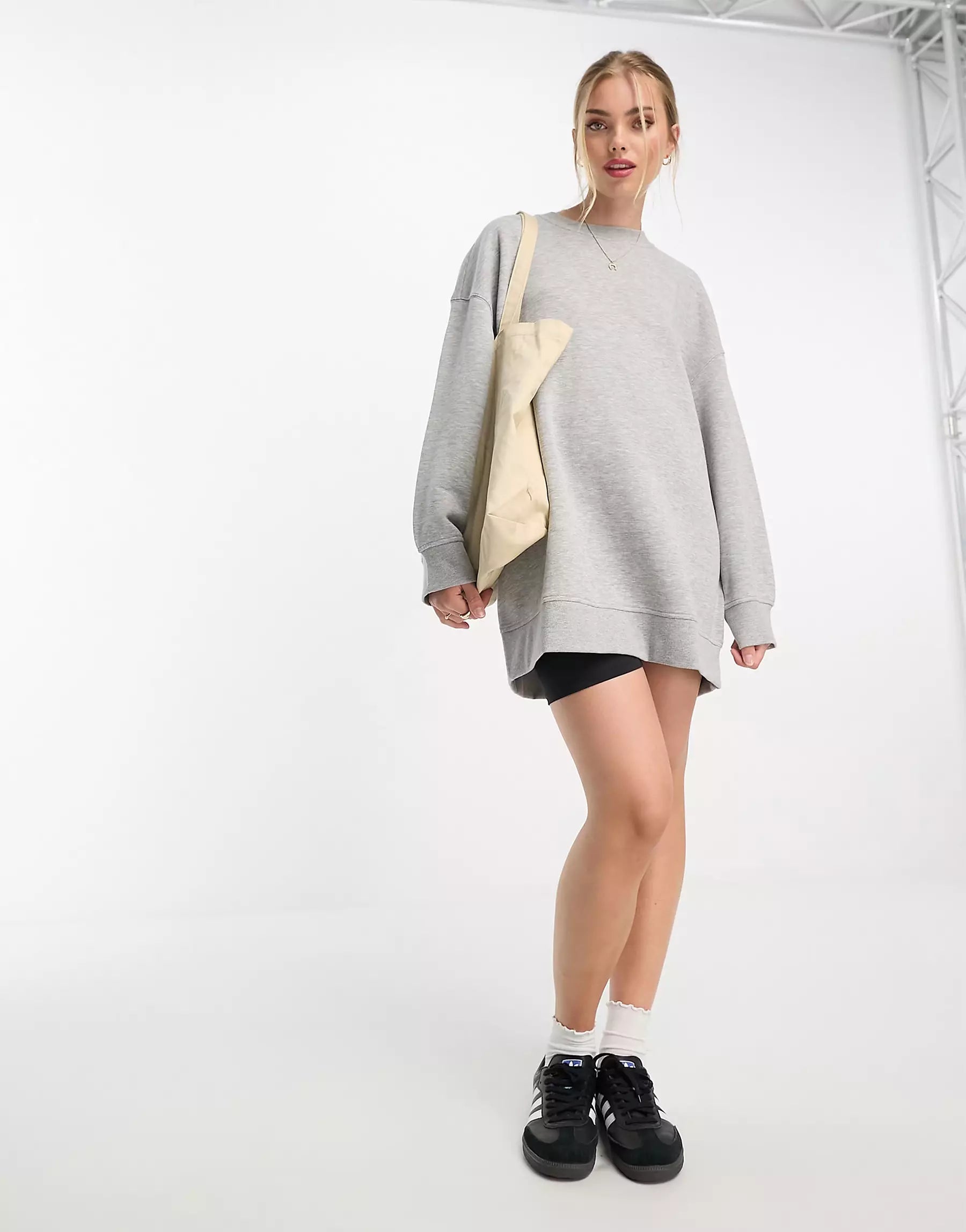 Long sleeve oversized sweater