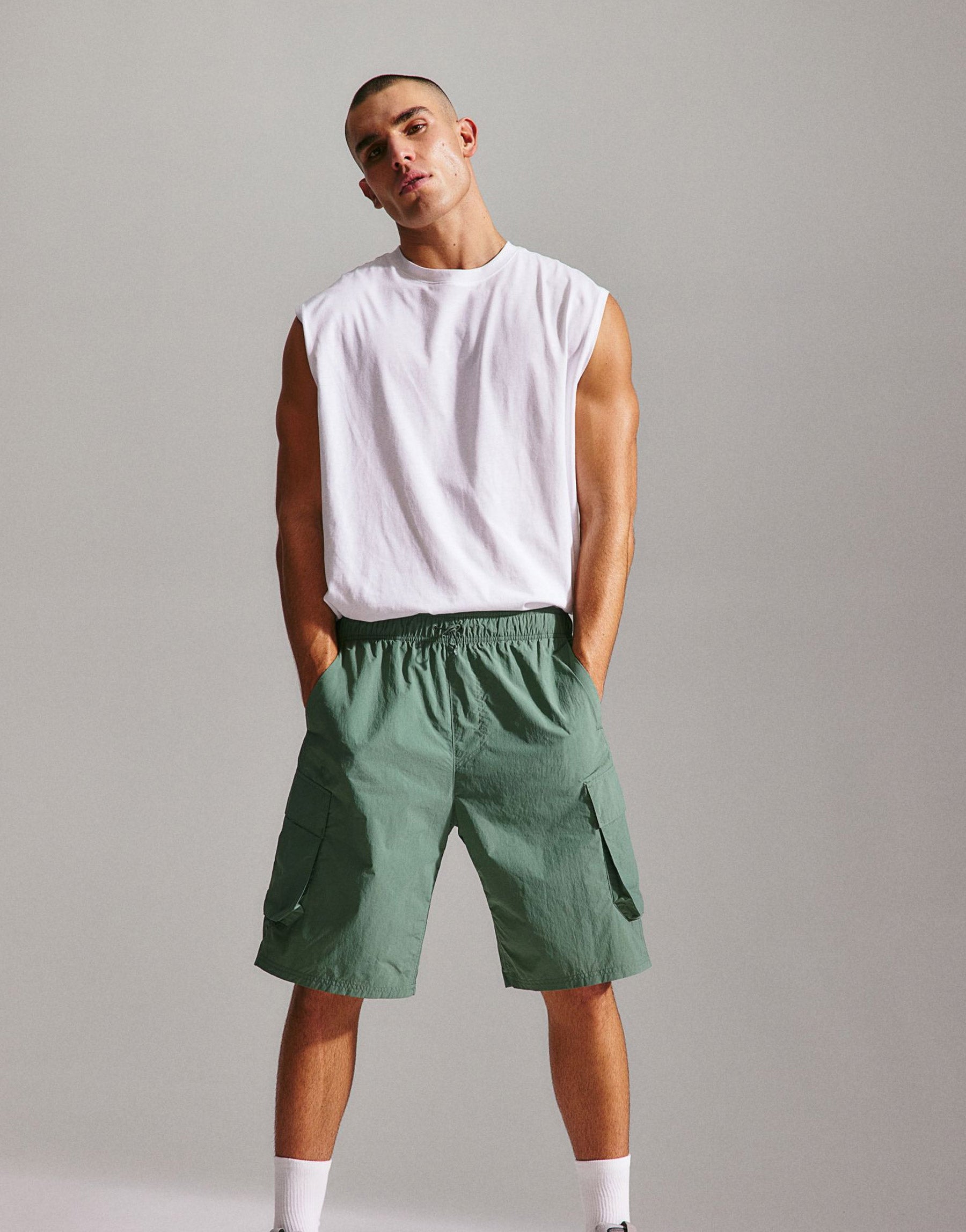 Long cargo sports shorts