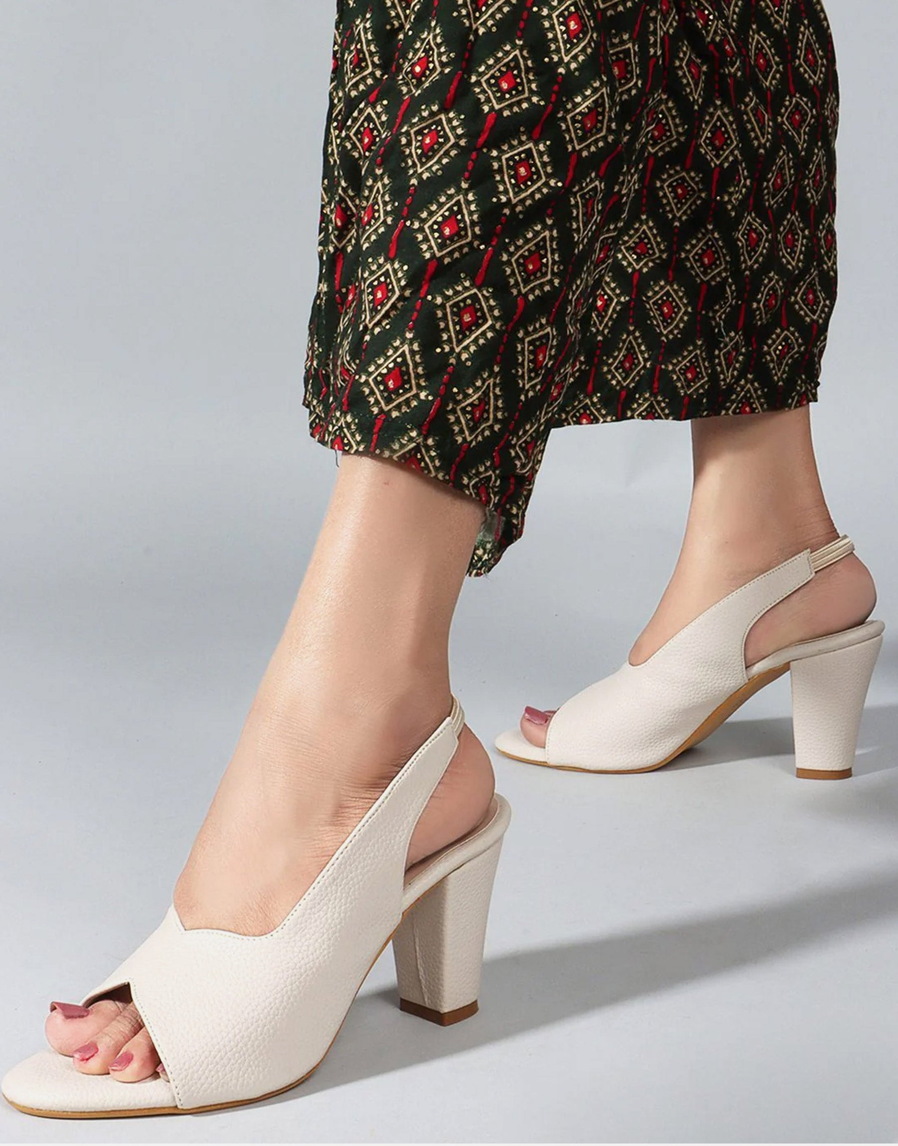 Open-Toe Chunky Heeled Sandals