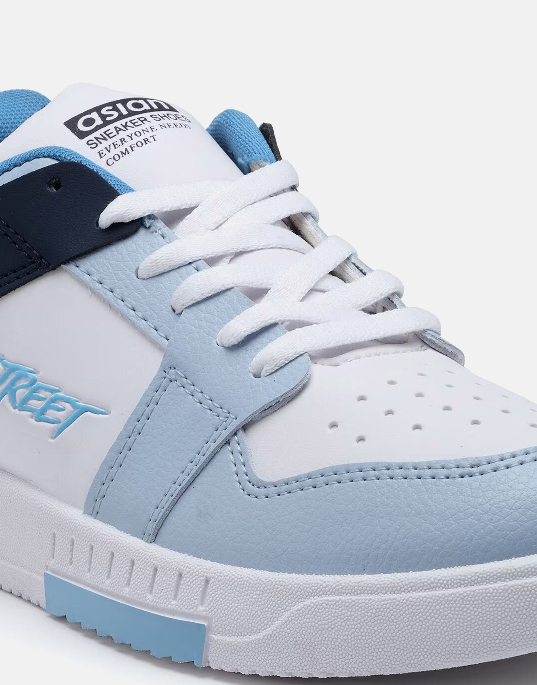 Round-Toe Casual Shoes