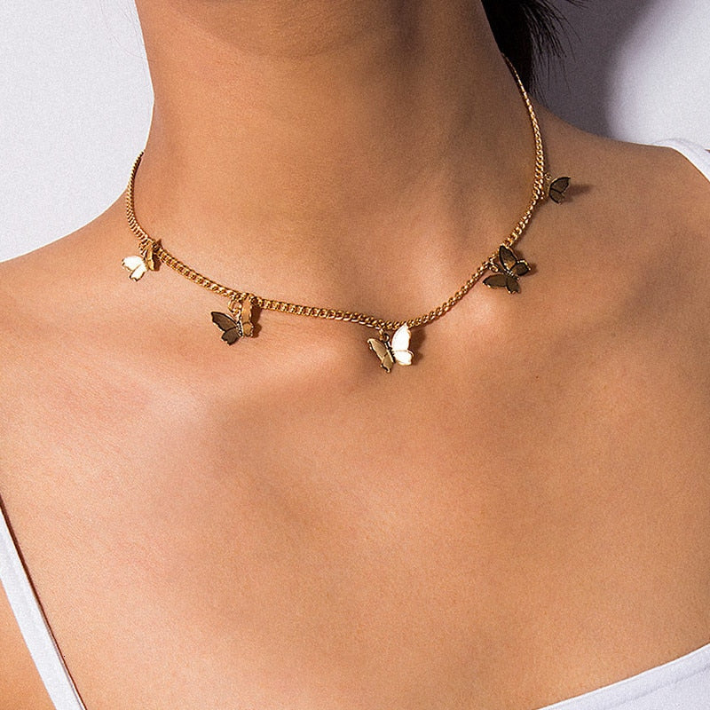 Choker Necklace Lovely Golden