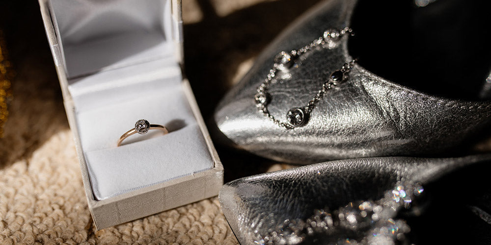 How to choose the best jewellery for your gown